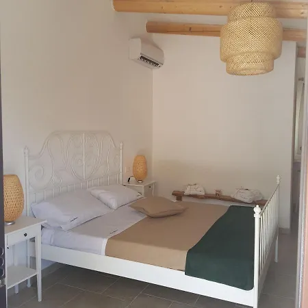לינה וארוחת בוקר Tenuta Guarascio
