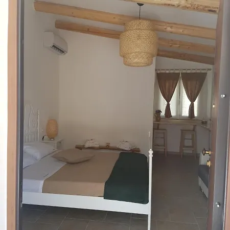 לינה וארוחת בוקר Tenuta Guarascio קאבאלינו די לצ'ה